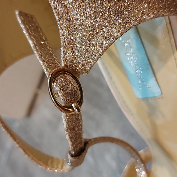 Betsey Johnson Glittery Gold Heels - Picture 8 of 9